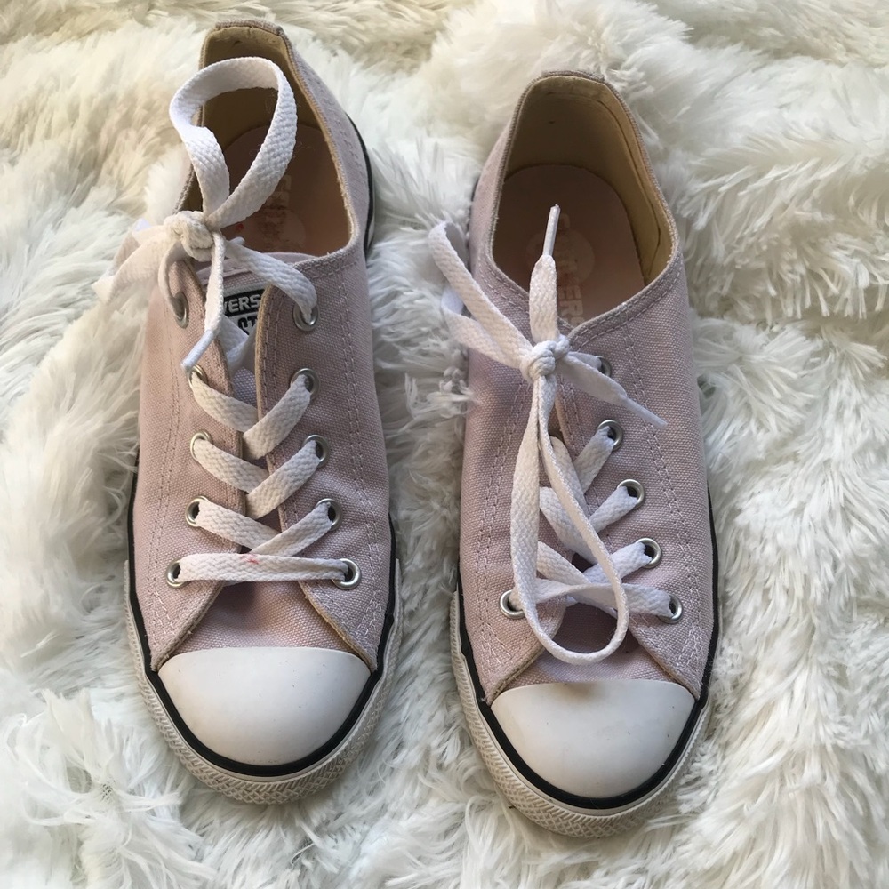 lavender / pink converse