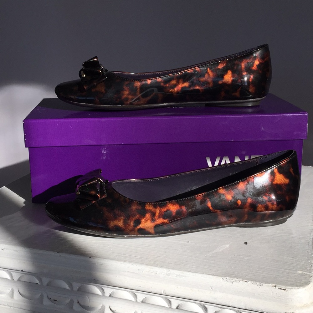 Vaneli Brown Tortoise Shell Patent Leather NWOT