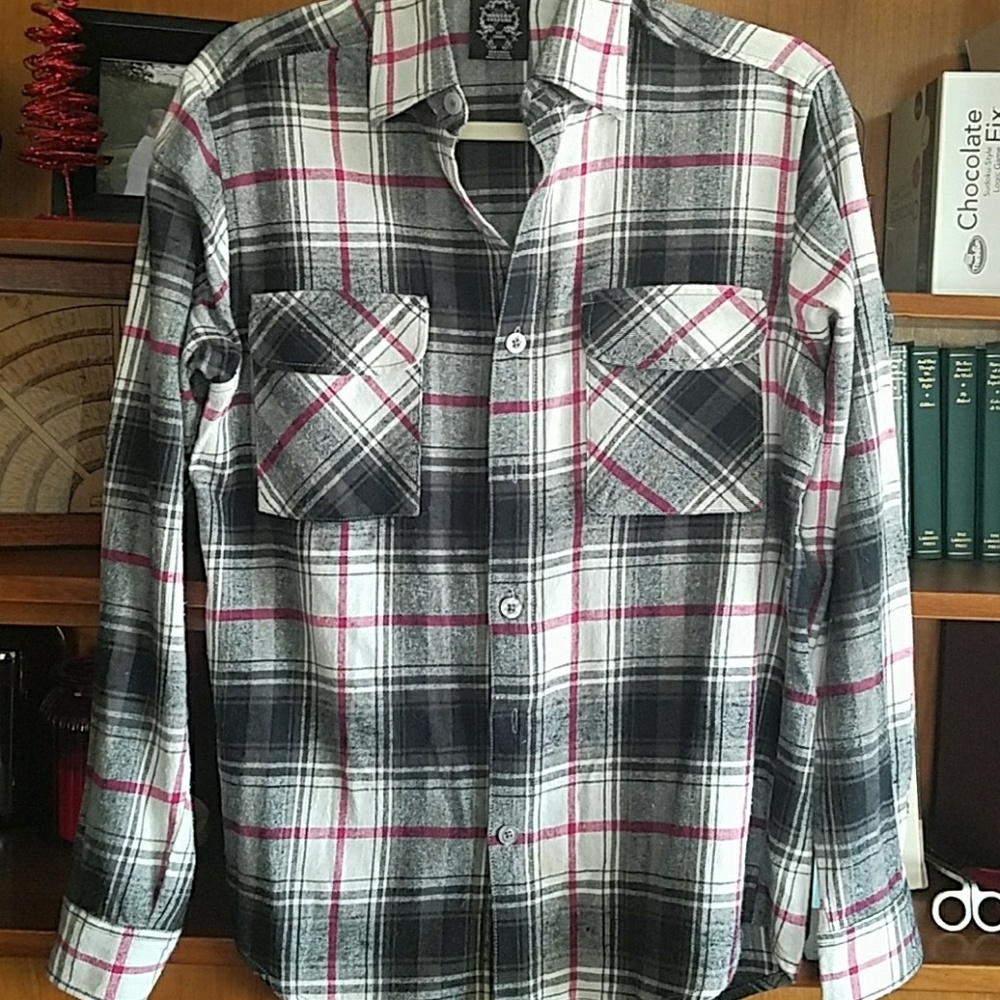 Cotton flannel button up shirt medium