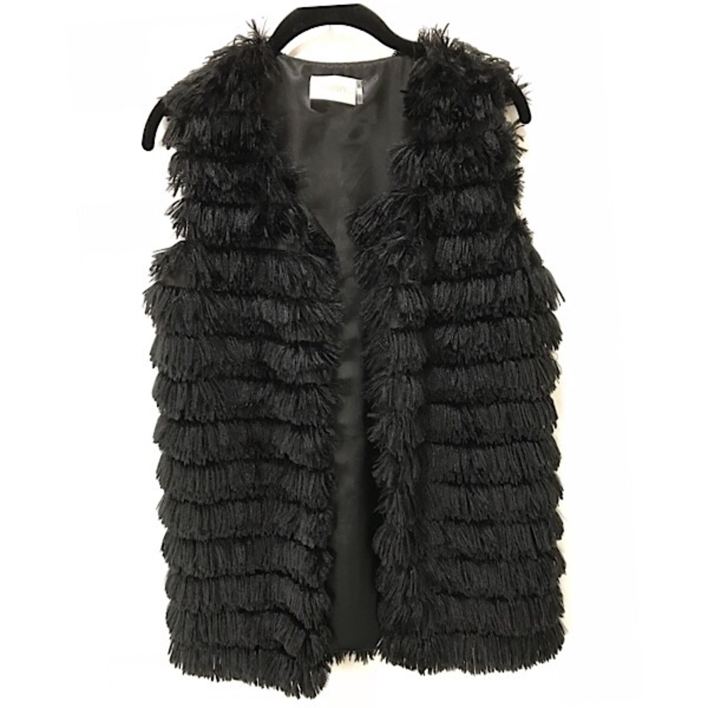 Moon Furry Black Vest