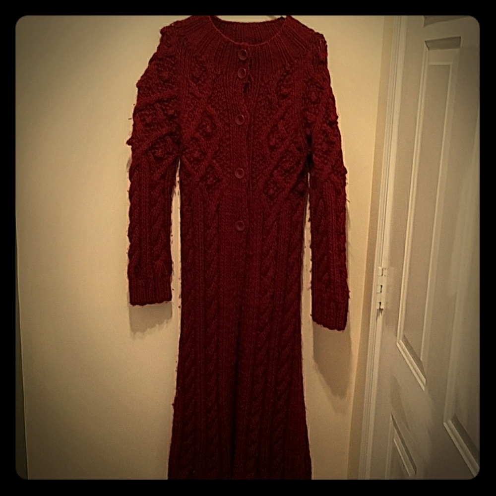 Authentic long Irish sweater. Size medium.
