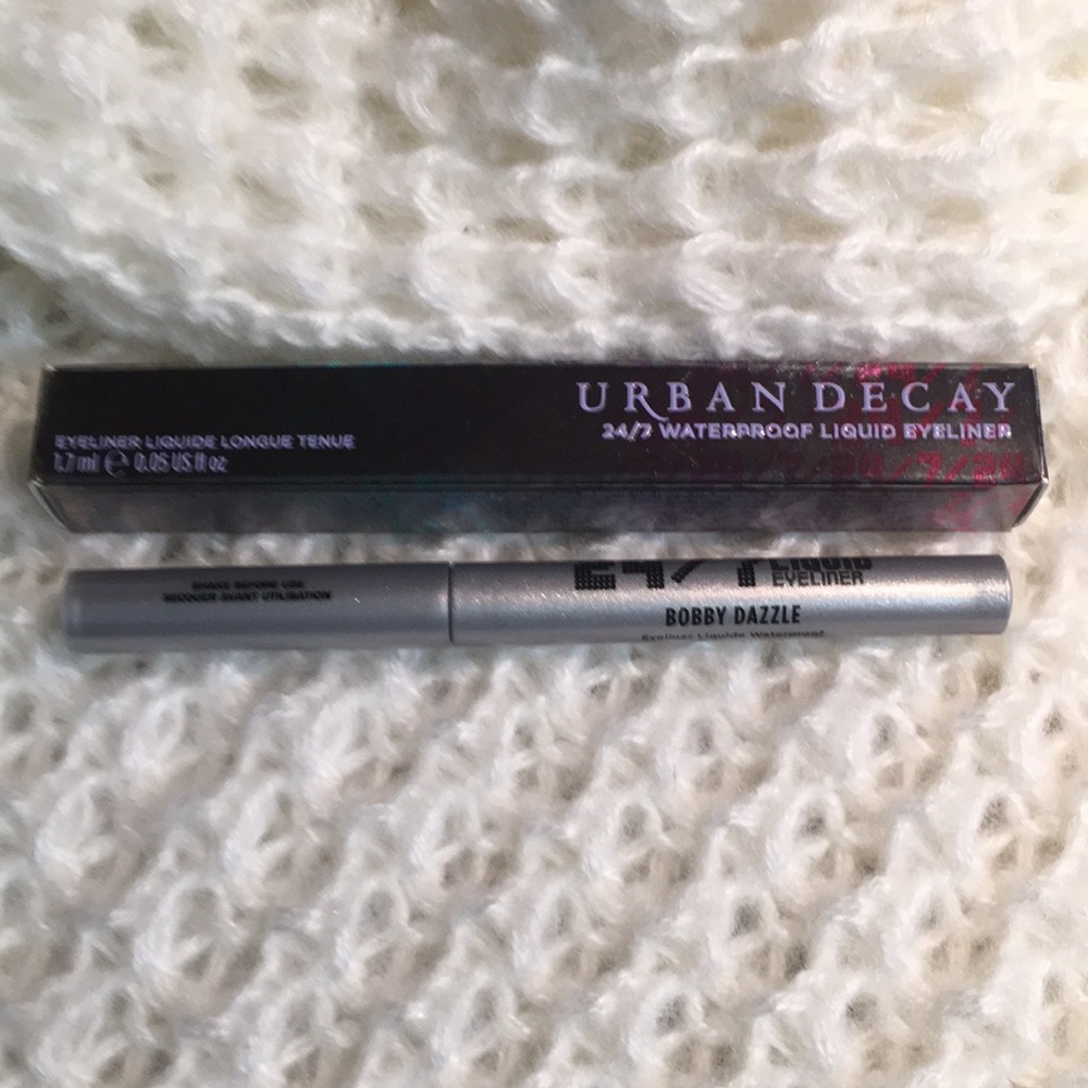 Urban Decay waterproof liquid eyeliner Silver