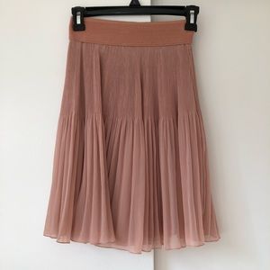 Marciano skirt new with out tag never worn