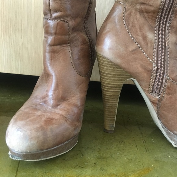 ALMOST VINTAGE over the knee boots - Picture 2 of 3