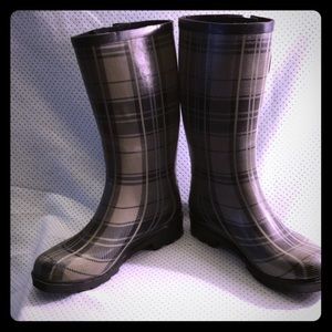 Women’s Steel Shank Rain Boots size 6
