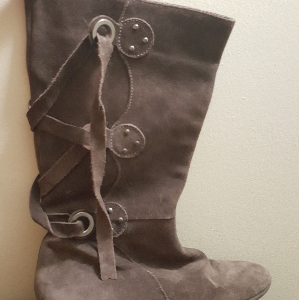 💟💥 = 5 for $30 Suede Michelle D lace up boots