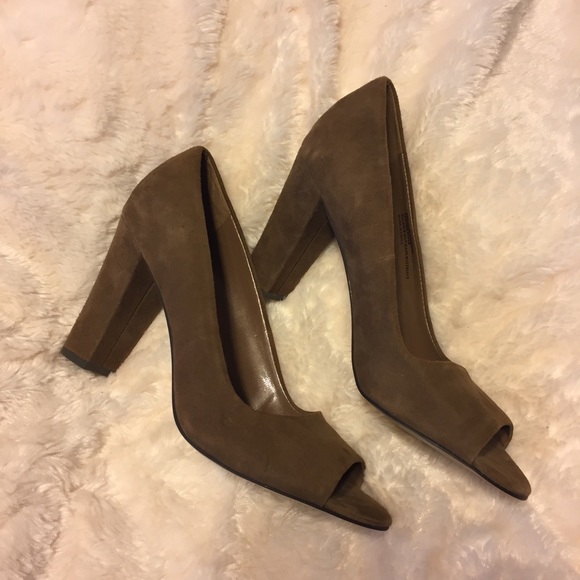 Franco Sarto Genuine Suede Pumps - Picture 1 of 4