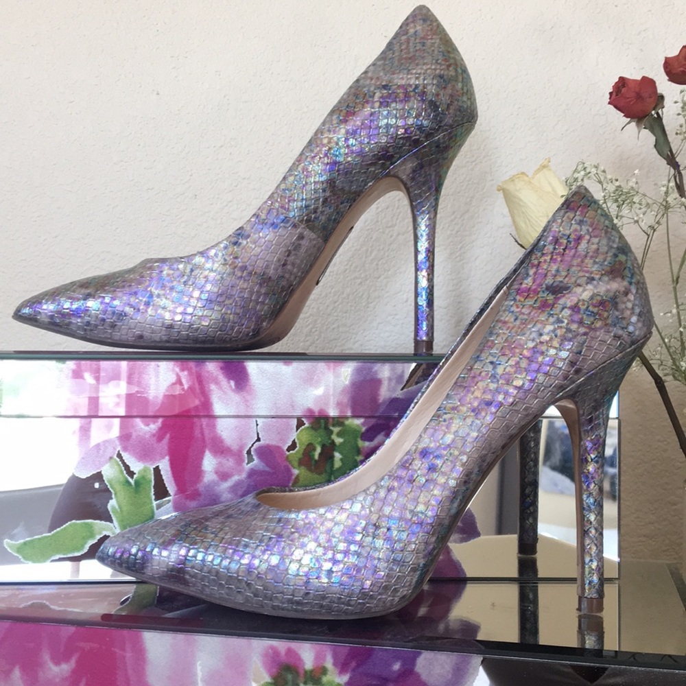 BOUTIQUE 9 x Justine Metallic Snake Pumps