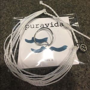 Puravida wave ring size 6 with bracelet