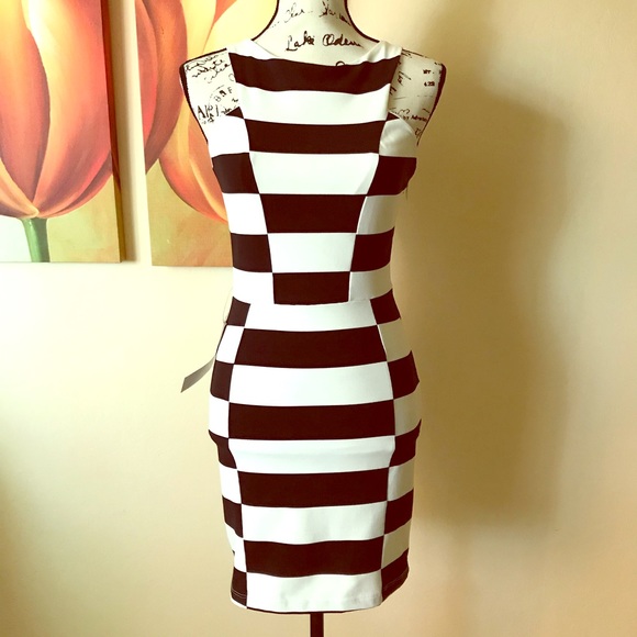 bebe Dresses & Skirts - bebe Sleeveless Striped Dress