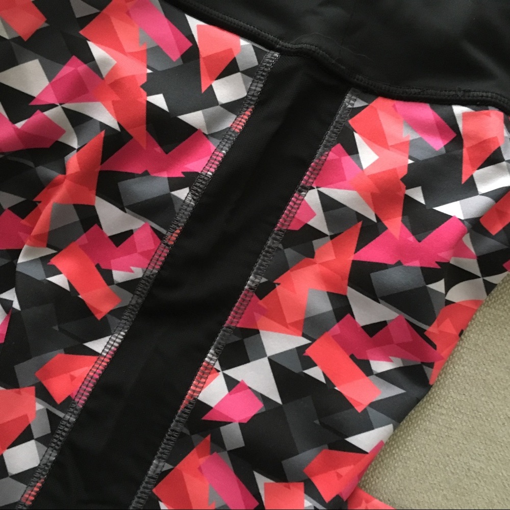 Forever 21 Pattern Active Capris w/ Mesh - Picture 3 of 4