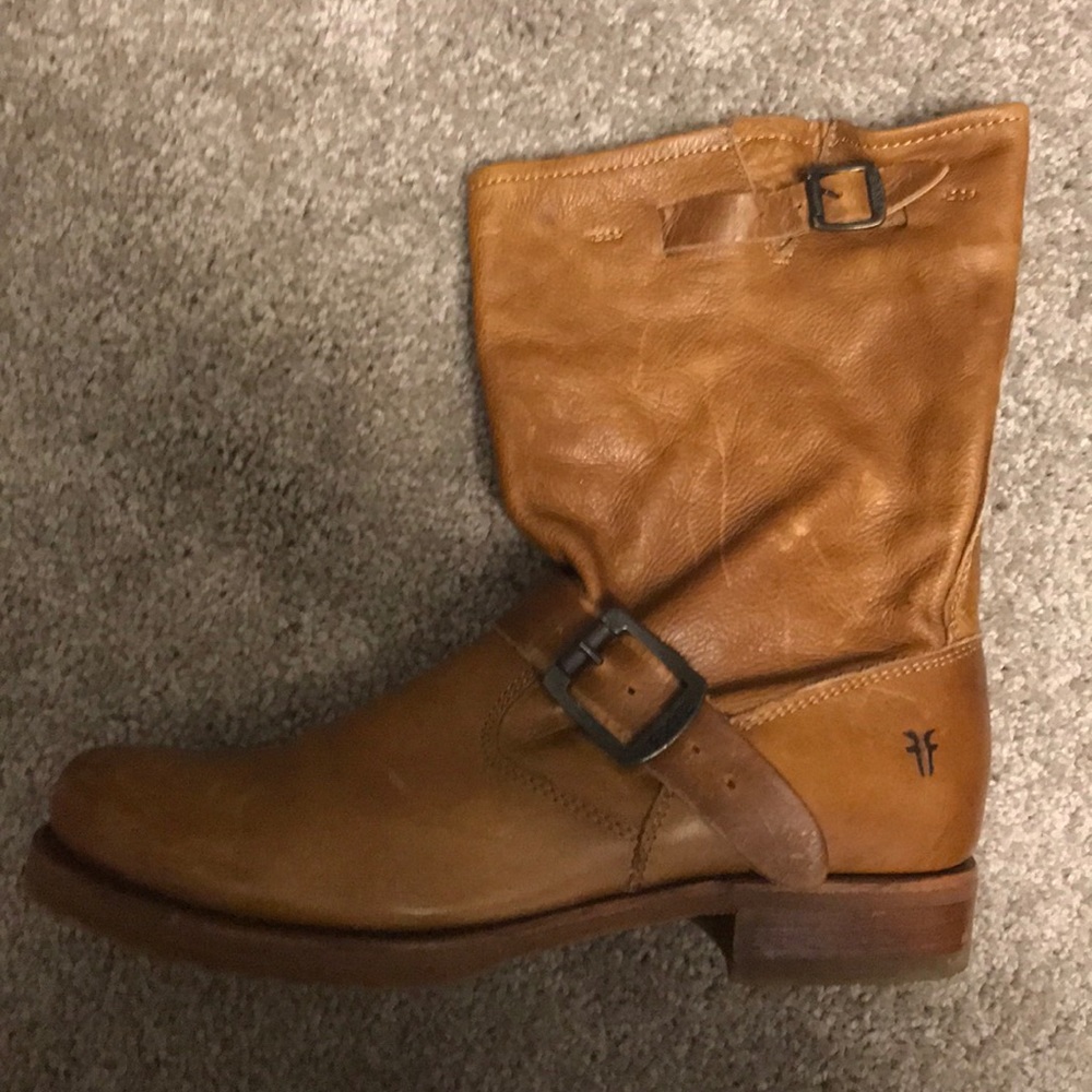 Frye ‘Veronica’ boot size 8- cognac brown
