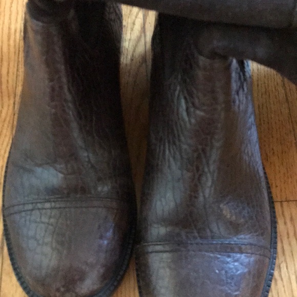 Tory Burch Gold LOGO Brown Suede & Leather Boots - Picture 4 of 8