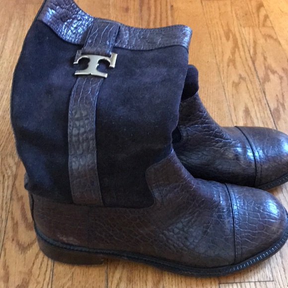 Tory Burch Gold LOGO Brown Suede & Leather Boots - Picture 5 of 8