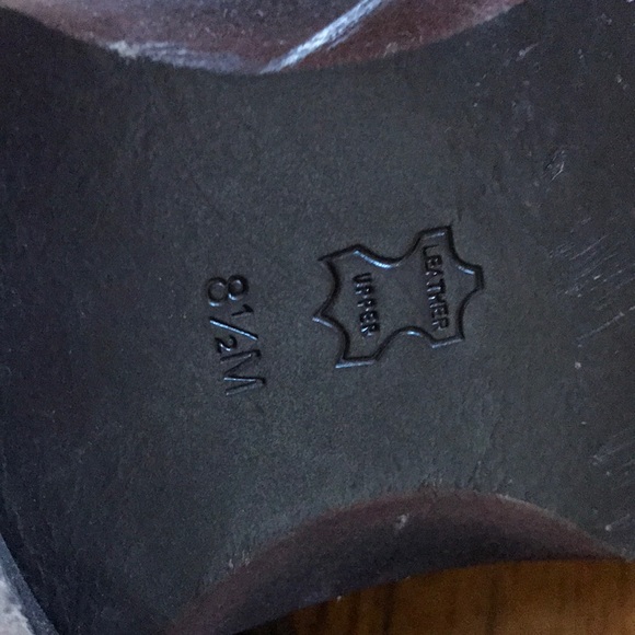 Tory Burch Gold LOGO Brown Suede & Leather Boots - Picture 8 of 8