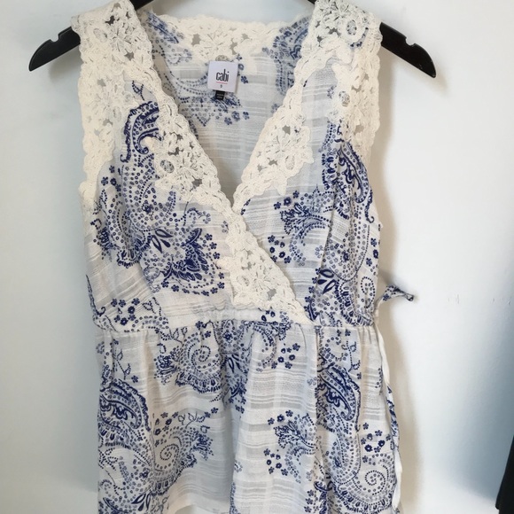 CAbi Veranda Top Blue/Cream - Picture 2 of 7