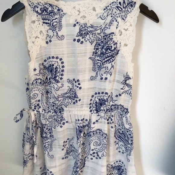 CAbi Veranda Top Blue/Cream - Picture 3 of 7