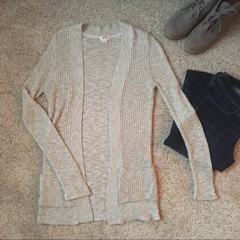 Mossimo cardigan