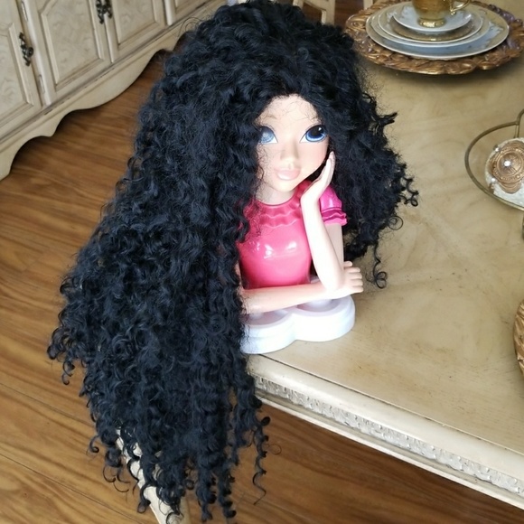 Used Curly Beauty Wig 22-24 inches!! main image 7