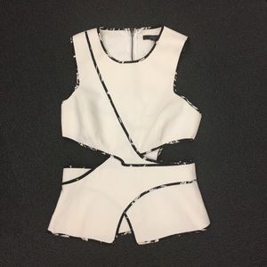 BCBG Criss Cross Cutout Top - XS