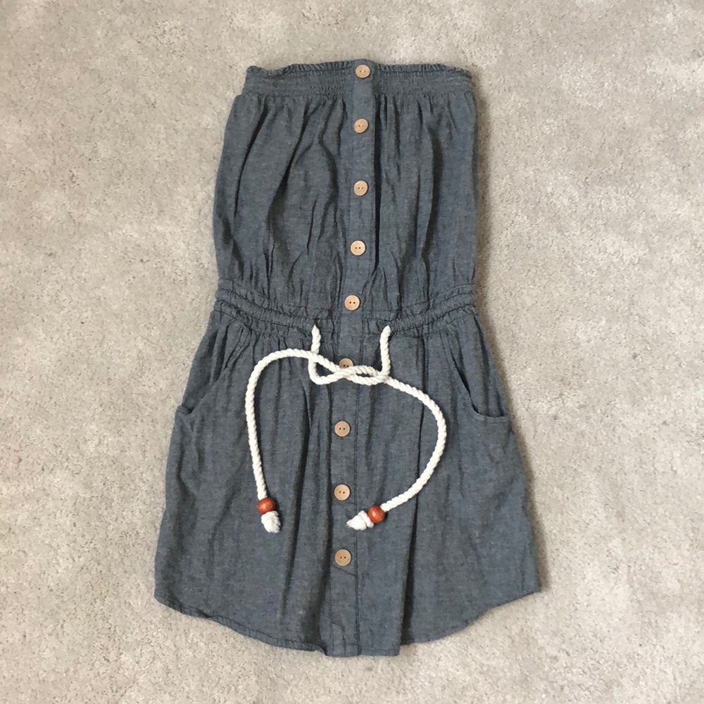 Strapless dress