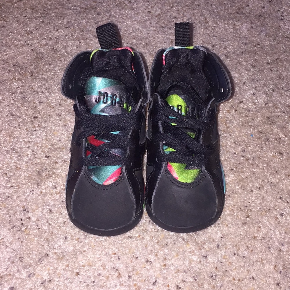 Kids Jordan Sneakers