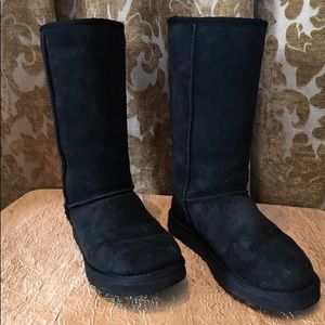 UGG Size 7 boots