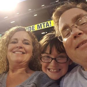 Meet your Posher, Robin