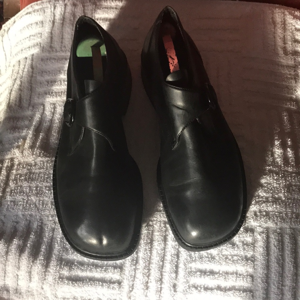 Black White Mountain Loafers