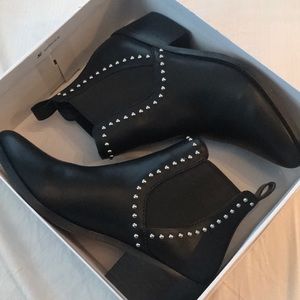 Steve Madden Studded Black Booties