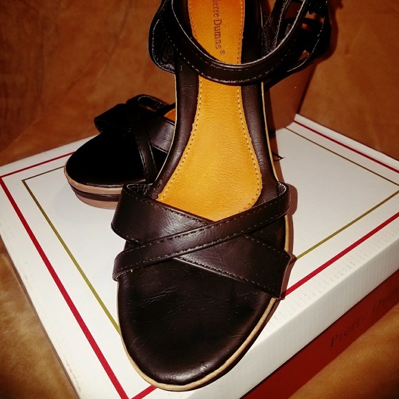 Wedges - Picture 2 of 3