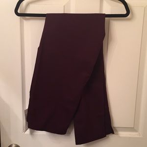 Svelte Pants in Cranberry