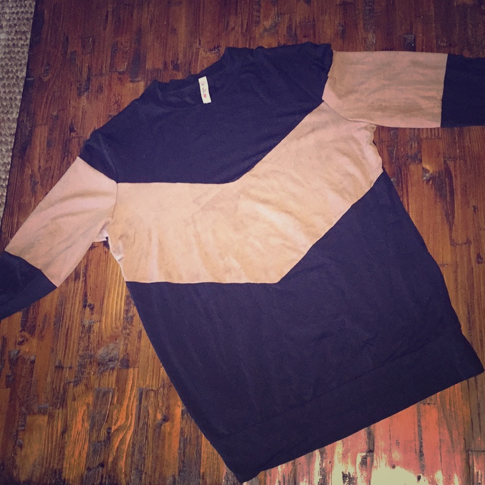 2 hearts long sleeve tan and black shirt