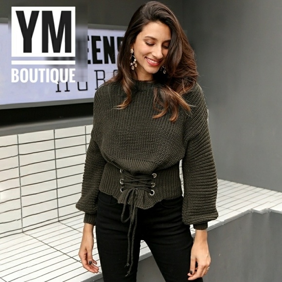 Sweaters - ⚡NEW ⚡ Laced up waist sweater