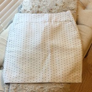 Size 2 Ann Taylor black and white polka dot skirt