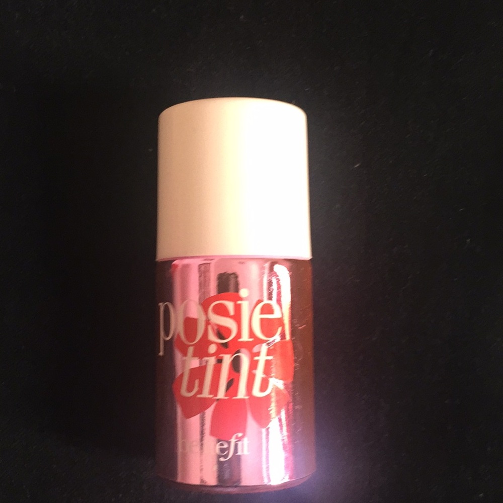 Benefit  tint for lip and cheeks