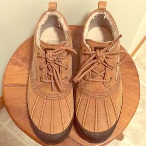 Ugg Magpie Waterproof Duck Shoes tan Sz 8 RARE HTF