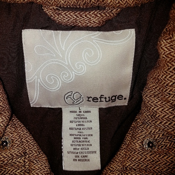 Refuge Vest - Picture 3 of 3