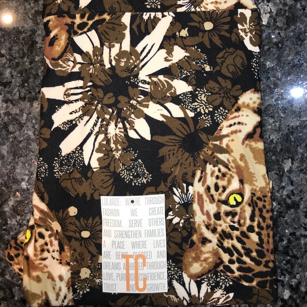 New LuLaRoe TC Cheetah Leggings