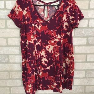 Jessica Simpson Floral maternity tee