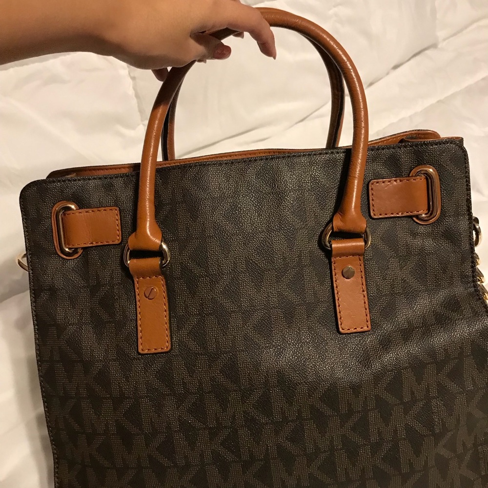 Michael Kors handbag and matching wallet👜 - Picture 3 of 8