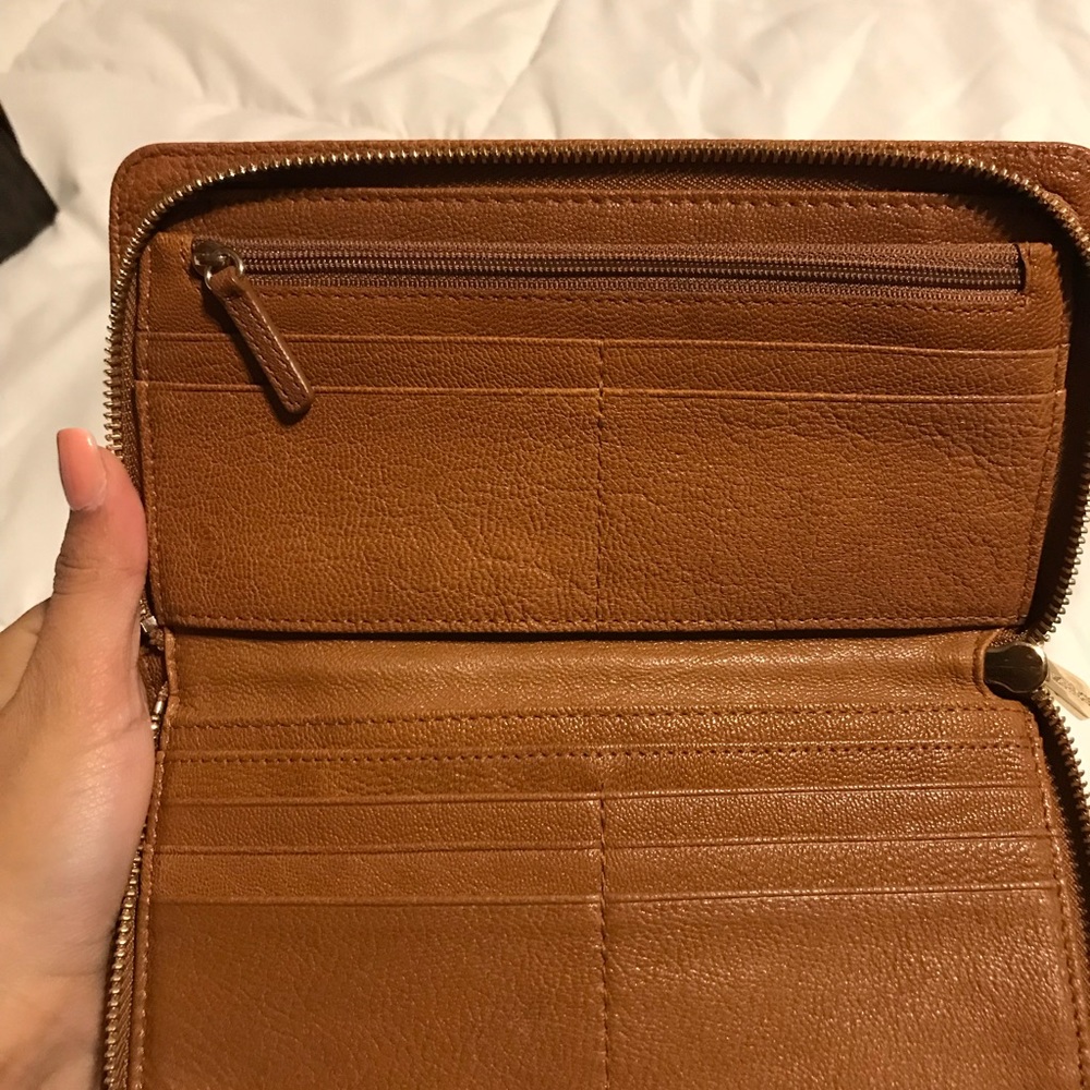 Michael Kors handbag and matching wallet👜 - Picture 6 of 8