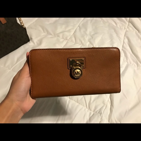 Michael Kors handbag and matching wallet👜 - Picture 4 of 8