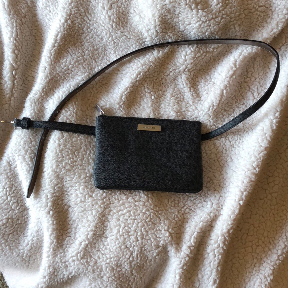 Michael kors women's mini fanny pack