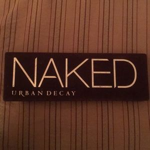 Eyeshadow palette