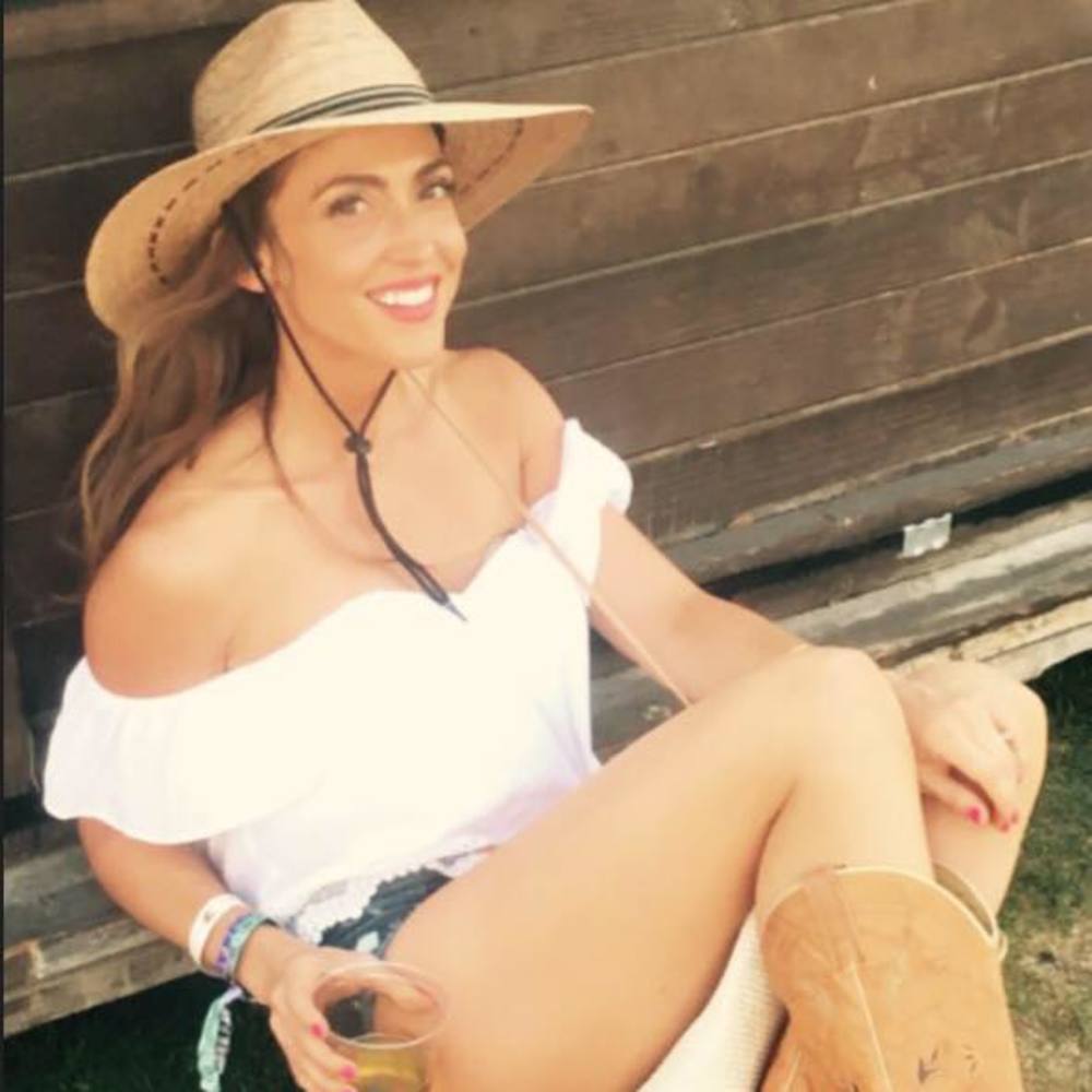 Meet your Posher, Ashley