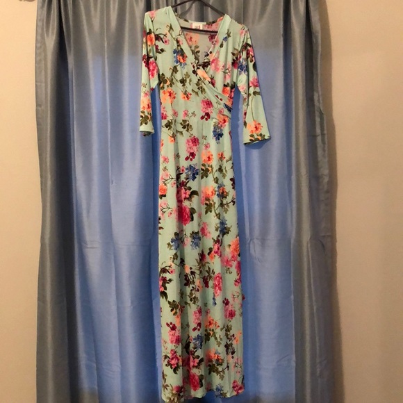 Mint floral wrap maxi dress - Picture 3 of 6