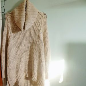 Cream Oversized H&M Turtleneck