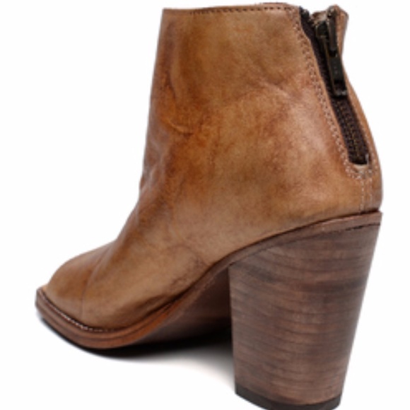NEW Bed Stu Women's Onset Bootie, Tan Rustic - Picture 2 of 5
