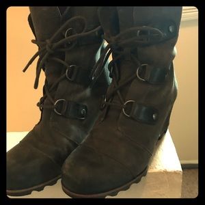 Sorel Joan of Arctic—barely used
